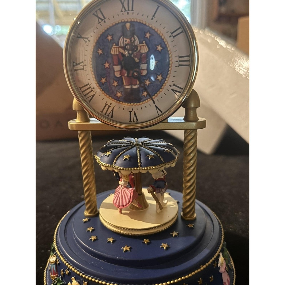 Vintage Avon Nantucket Table Clock - With Original Box